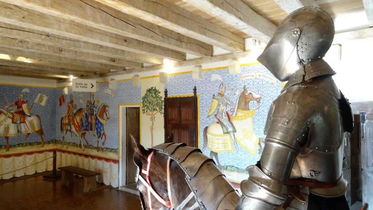 Chambre Du Sabotier - Studio Troglodytique - A 100 M Baignade En Riviere - Location De Canoe - Circuits Cyclo - Aire De Pique-Nique - 3 Restaurants Кастельно-ла-Шапель Екстер'єр фото